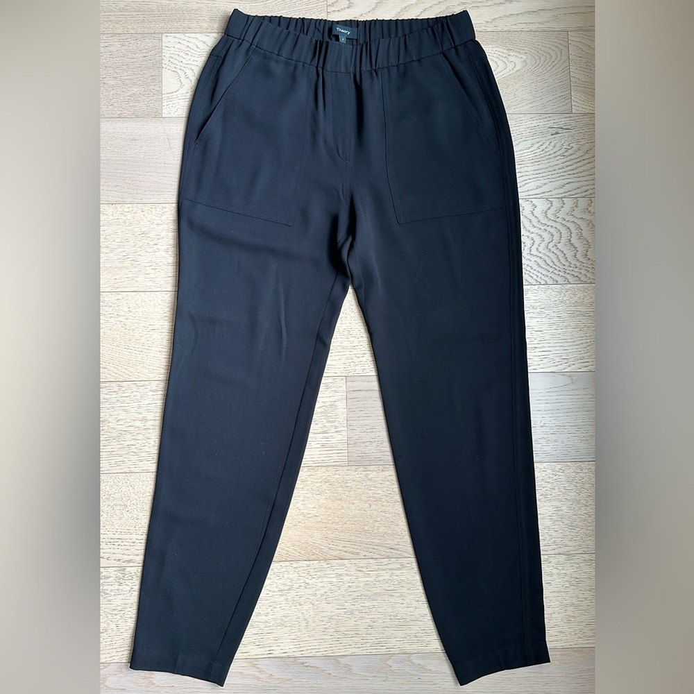 Theory pull-on black pants, size P.
